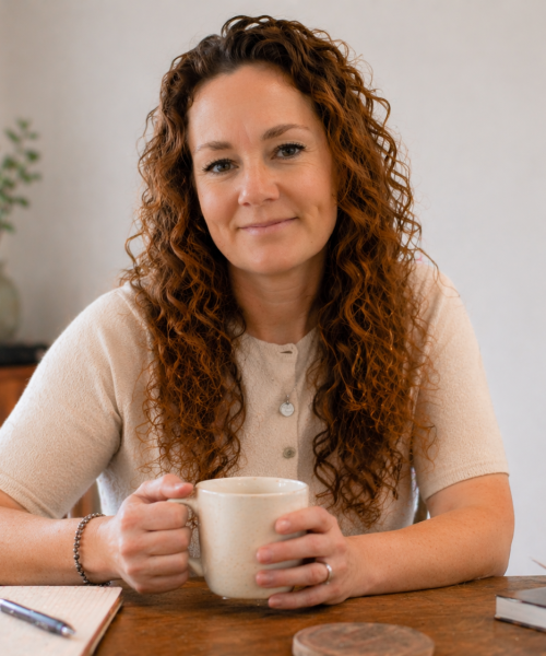 Why hire Hayley Jayne VA? Professional virtual assistant portrait and small business support in Kent.